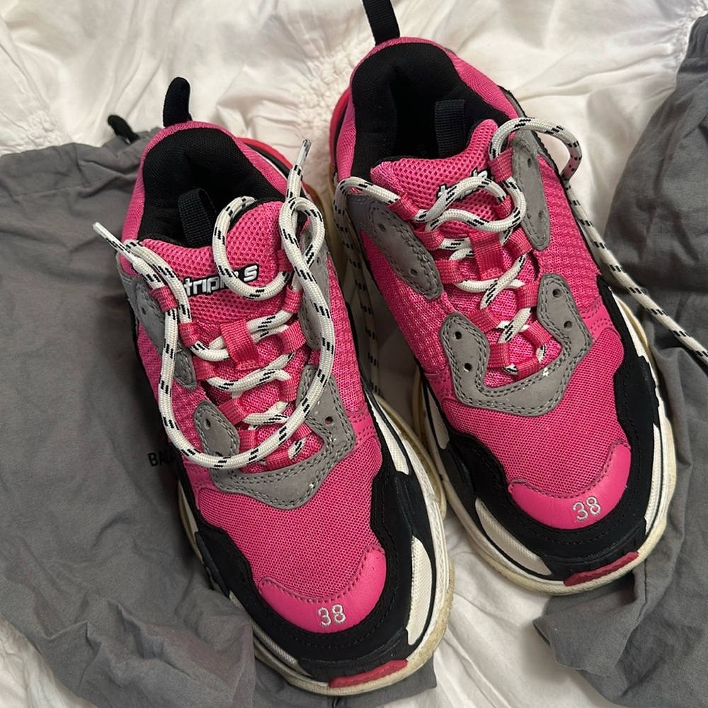 Balenciaga triple S
